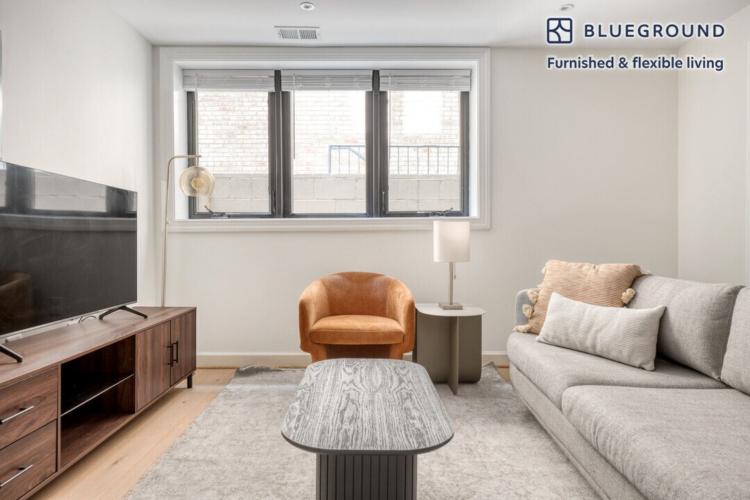 1829 13th St NW-Unit -FL0-ID458 in Washington, DC - Building Photo