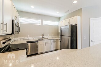 1726 N Reno Dr in Fayetteville, AR - Building Photo - Building Photo