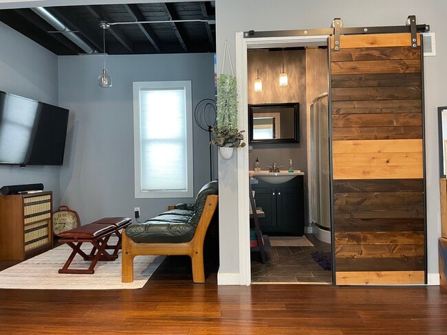 property at 3122 N Booth St