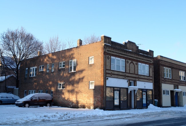 37-41 Pullman Ave