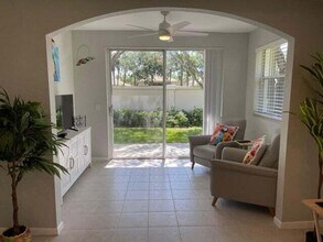12622 Crystal Pointe Dr in Boynton Beach, FL - Building Photo - Building Photo