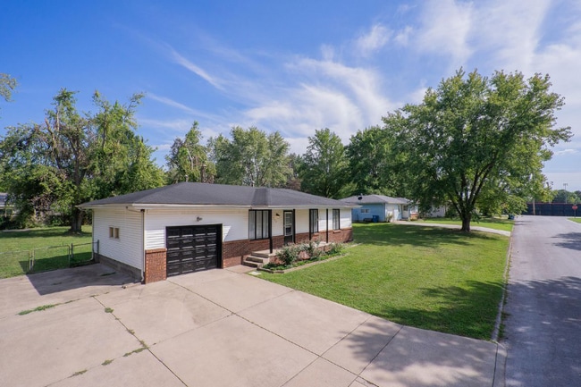 property at 706 Spruce St