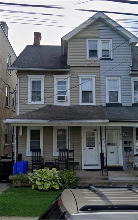 330 Franklin St in Bethlehem, PA - Building Photo