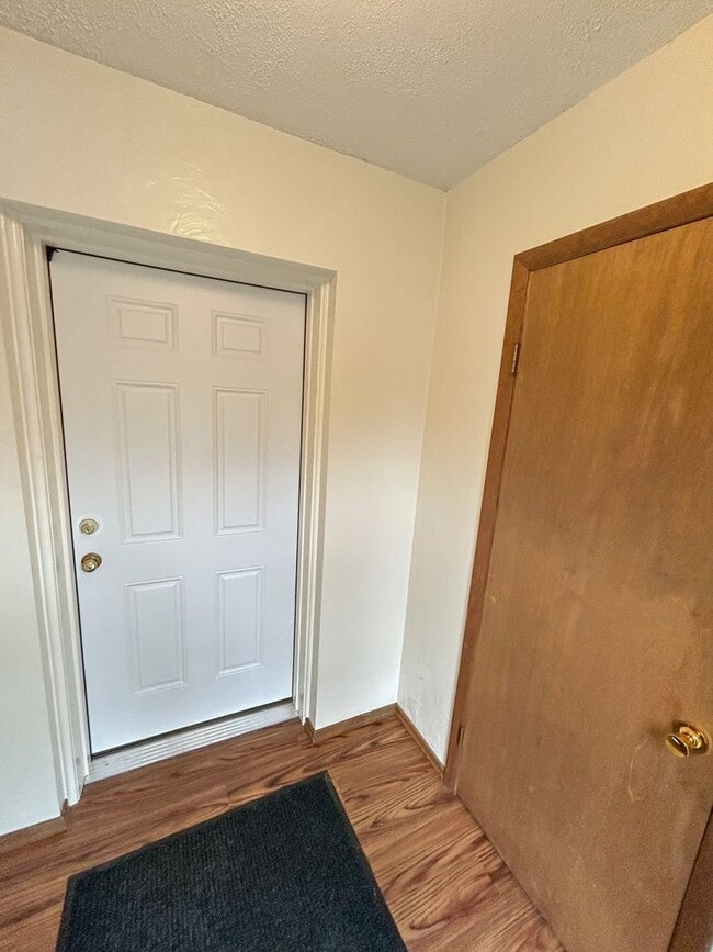 1028 Fleming St in Coraopolis, PA - Building Photo - Building Photo