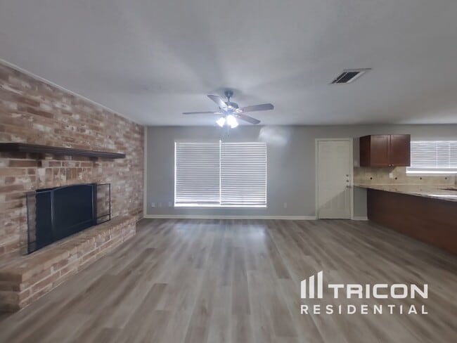 4311 Chestergate Dr in Spring, TX - Building Photo - Building Photo