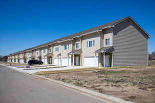 Copper Tail of Hayesville in Haysville, KS - Building Photo