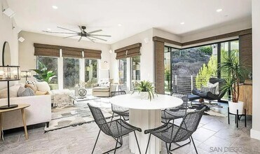 8434 Distinctive Dr in San Diego, CA - Building Photo - Building Photo