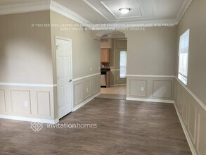 18221 Sandy Pointe Dr in Tampa, FL - Foto de edificio - Building Photo