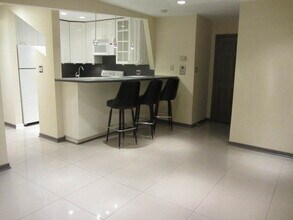 7610 W Grand Ave in Elmwood Park, IL - Building Photo - Building Photo