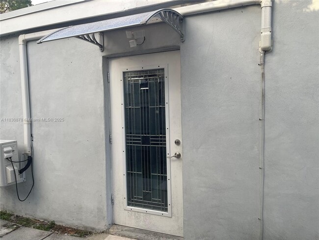 3201 Jackson Blvd in Fort Lauderdale, FL - Building Photo - Building Photo