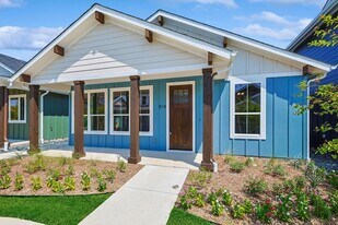 514 Woodside Trl in Waxahachie, TX - Building Photo