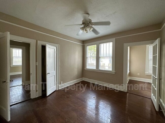 724 E 49th St in Savannah, GA - Building Photo - Building Photo