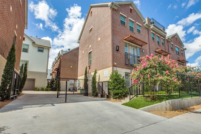 property at 4323 Dickason Ave