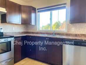 13411-13461 61 St NW in Edmonton, AB - Building Photo - Building Photo