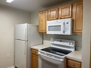 5600 Bentgrass Dr in Sarasota, FL - Building Photo - Building Photo