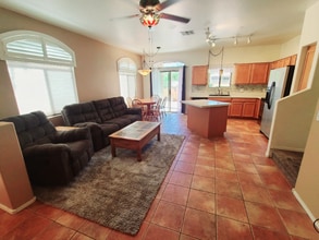 16620 S 48th St in Phoenix, AZ - Building Photo - Building Photo