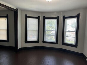 81 Mariemont Ave in Buffalo, NY - Building Photo - Building Photo