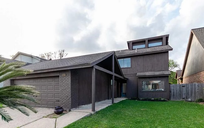 property at 6770 Lexington Dr
