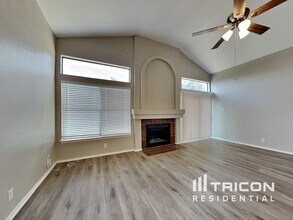 10218 Basin Field Dr in San Antonio, TX - Building Photo - Building Photo