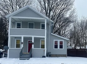 404 Exchange Ave in Endicott, NY - Building Photo