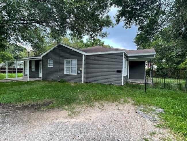 property at 2330 Cedar Dr