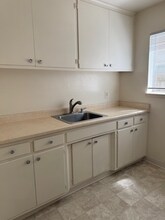 3240 W St in Sacramento, CA - Building Photo - Building Photo