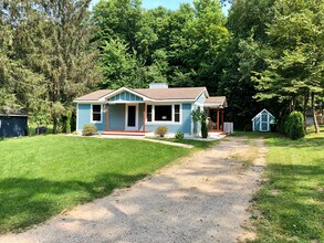 3925 White Birch Dr in Grawn, MI - Building Photo - Building Photo