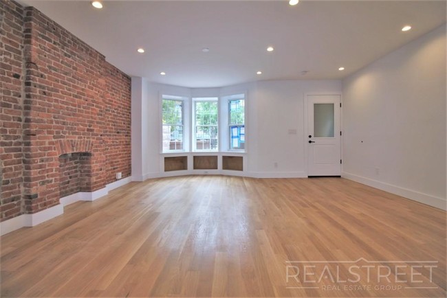 1099 Park Place in Brooklyn, NY - Building Photo - Floor Plan