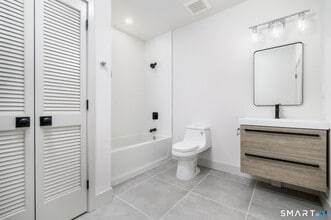 1011 High Ridge Rd in Stamford, CT - Building Photo - Building Photo