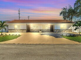 541 NE 18th St in Boca Raton, FL - Building Photo