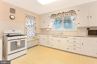 3728 Brunswick Pike in Princeton, NJ - Building Photo