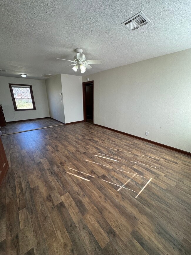 2119 NE 26th St in Oklahoma City, OK - Building Photo - Building Photo