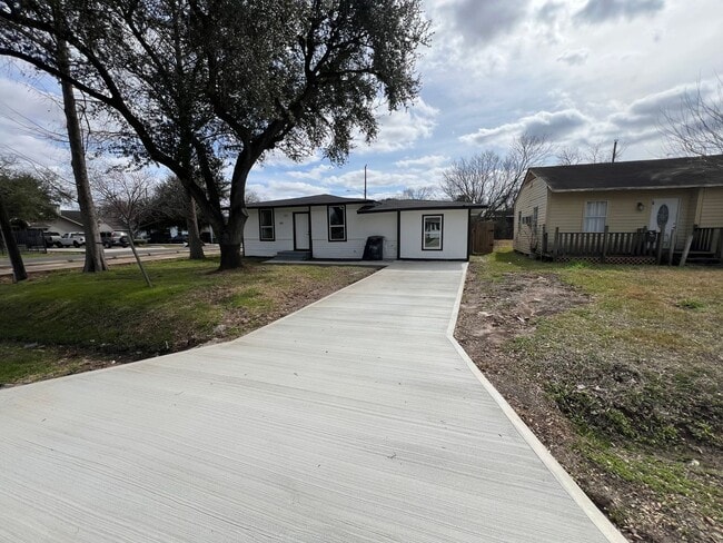 property at 274 Owens St