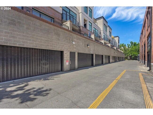 property at 618 NW 12th Ave