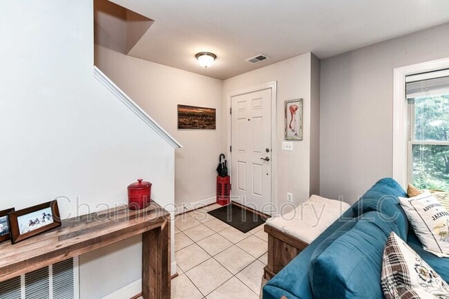 2505 S Kenmore Ct in Arlington, VA - Building Photo - Building Photo