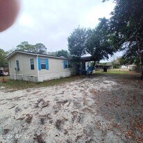 463 Logan Ave in Orange Park, FL - Building Photo