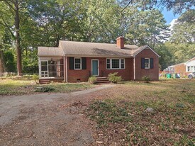 3308 Blithewood Dr in Richmond, VA - Building Photo