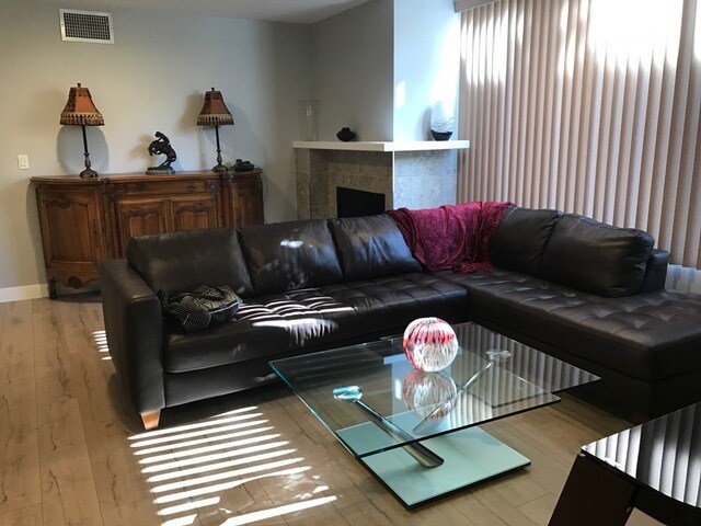 4082 Albatross St in San Diego, CA - Building Photo
