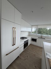 720 Farrow St in Coquitlam, BC - Building Photo - Building Photo