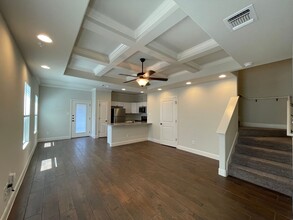 6407 Melanzane Ave in San Antonio, TX - Building Photo - Building Photo