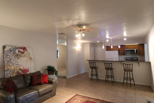 3219 June St NE in Albuquerque, NM - Building Photo - Building Photo