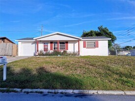 3508 Bedford St in New Port Richey, FL - Building Photo