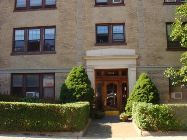 251 Kelton St, Unit 3 in Boston, MA - Foto de edificio