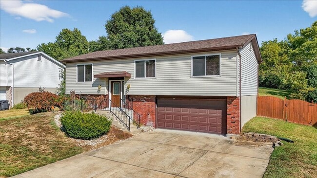 5698 Madlar Ln in Florissant, MO - Building Photo - Building Photo