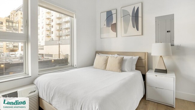 135 Adams St, Unit 207