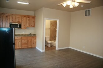 1060 Louis St in Hildale, UT - Building Photo - Building Photo