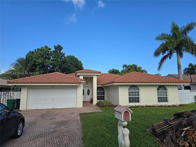 14300 SW 152nd Pl in Miami, FL - Building Photo - Building Photo