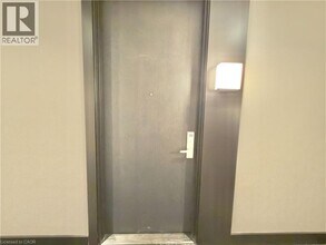 55 Duke St W in Kitchener, ON - Building Photo - Building Photo