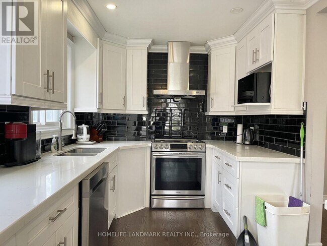 91 McNicoll Ave in Toronto, ON - Building Photo - Building Photo