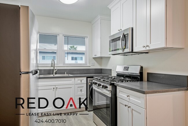 7528 Norton Ave in West Hollywood, CA - Building Photo - Building Photo